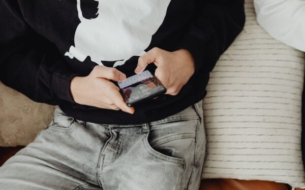 Fancams, edits og fancores: en jordnær guide til video-fankultur på TikTok