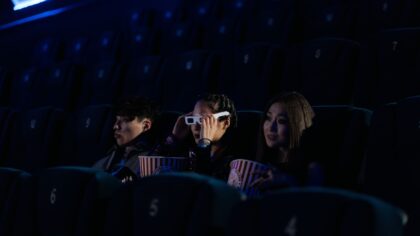 Slik bygger du din første filmkveld med klassikere som faktisk føles morsom i 2026
