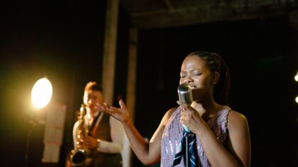 Slik utforsker du jazzvokal: en guide til stemmer som utvider spillelista di