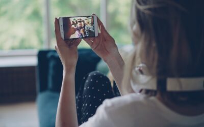 Streaming på mobil: slik ser du dokumentarer smart uten å miste fokus