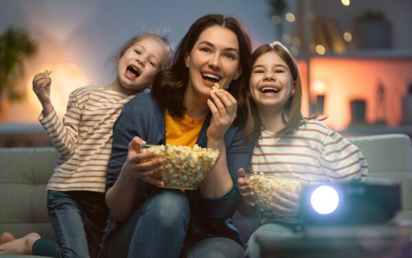 Slik lager du din egen lille filmfestival hjemme i stua