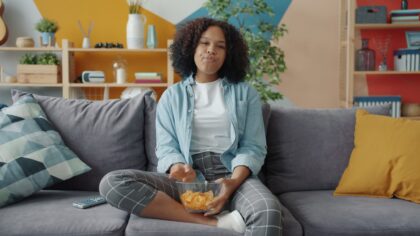 Slik overlever du reality-maraton: en praktisk guide til å kose seg uten å gå på veggen
