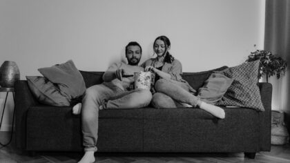 Streaming for par: TV-kvelder som styrker forholdet i stedet for å skape krangling