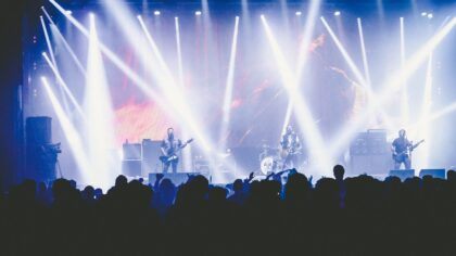 Rockehistorier fra scenekanten: små øyeblikk som gjorde band til legender