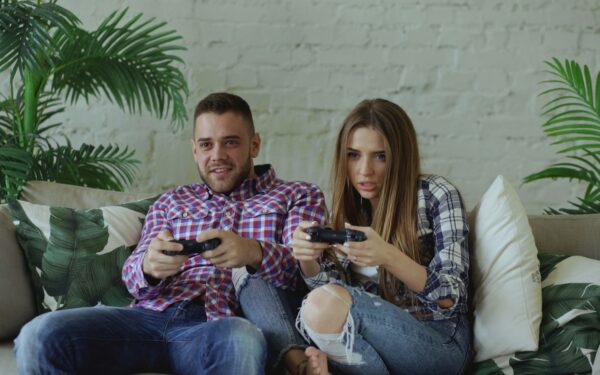 Fra spill til skjerm: en praktisk guide til å følge med på game-adaptasjoner uten å gå lei